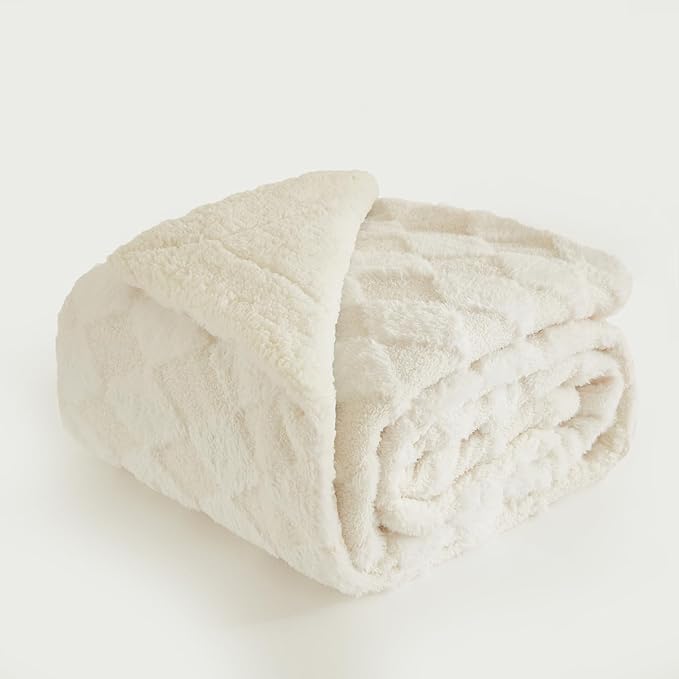 PU MEI Luxury Faux Fur Rabbit Fur Throw Blanket White 90"x80",Plush Reversible Sherpa Blankets,Queen Fuzzy Elegant Blanket Thick Throws for Bed,Washable Bedding Accent Blankets for Sofa Couch Chair