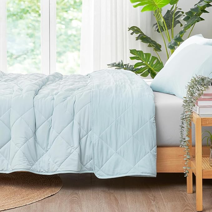 Cozy Bliss Cooling Blanket for Hot Sleepers, Q-Max 0.4 Cooling Comfort King Size, Cold Blankets for Night Sweats Sleeping, Ultra-Cool Lightweight Breathable Summer Blanket for Bed