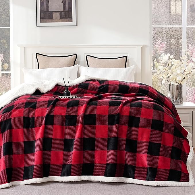 PU MEI Sherpa Fleece Throw Blanket 80" x 90" Reversible Plush Fluffy Large Big Blanket Lattice Flannel Blankets for All Season Use, Red and Black