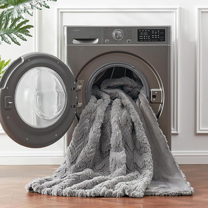 Cozy Bliss Faux Fur Throw Blanket for Couch - Soft Fuzzy Cozy Throw Gift Blankets for Women,Grey Boho Blanket for Sofa Bedroom Living Room.60 * 80 Inches