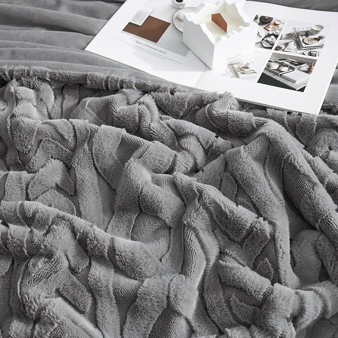 Cozy Bliss Faux Fur Throw Blanket for Couch, Jacquard Fuzzy Plush Soft Thick Winter Throw Blanket for Sofa Bed Living Room Bedroom,50"x60" Grey