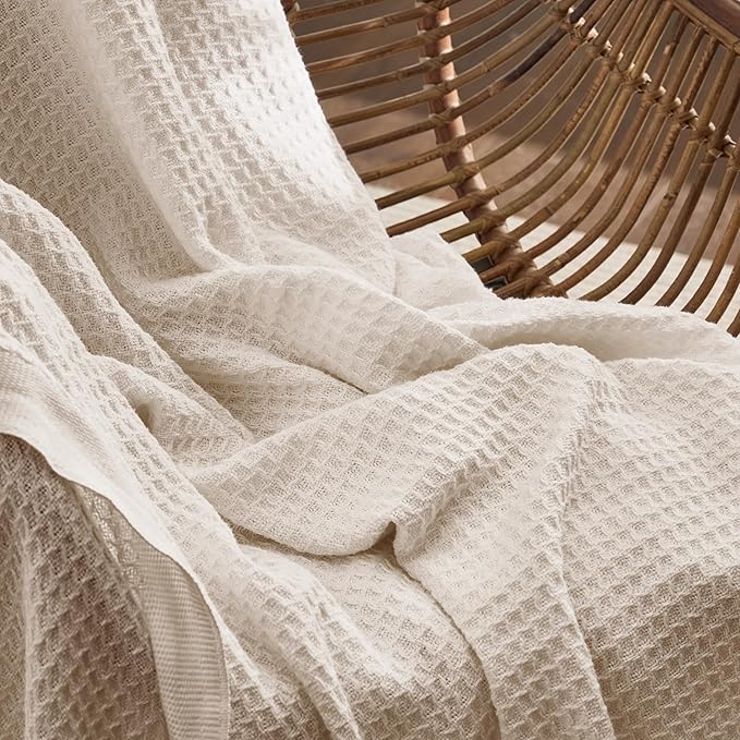 Bedsure 100% Cotton Blanket Queen Size for Bed - Breathable and Soft, Waffle Weave Blanket for Summer, Thick Cozy Fall Blankets for Women Gift, Khaki (a Little Bit Yellow), 90x90 Inches