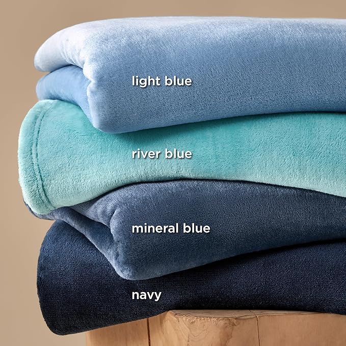 Bedsure Navy Fleece Blankets Queen Size - Bed Blanket Blue Soft Lightweight Plush Fuzzy Cozy Luxury Microfiber, 90x90 inches