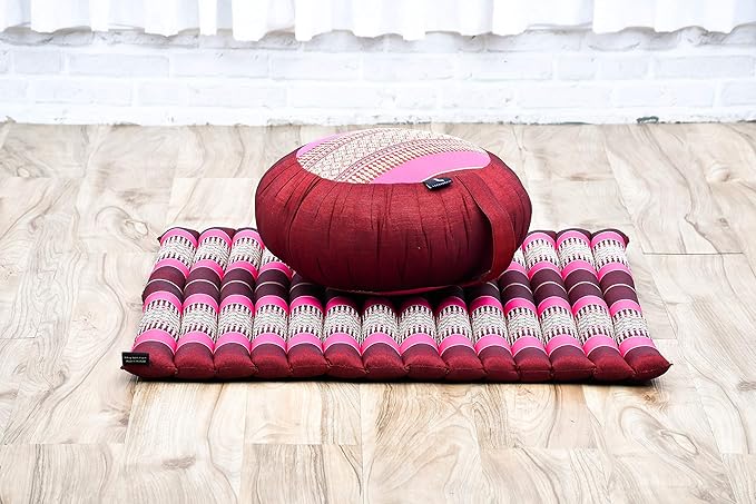 Leewadee Meditation Cushion Set – 1 Round Zafu Meditation Pillow and 1 Square Roll-Up Zabuton Meditation Mat, Pillows Bundle Filled with Kapok