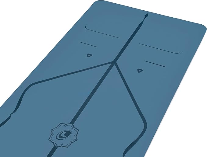 Liforme Original Yoga Mat – Free Yoga Bag Included - Patented Alignment System, Warrior-like Grip, Non-slip, Eco-friendly, sweat-resistant, long, wide, 4.2mm thick mat for comfort