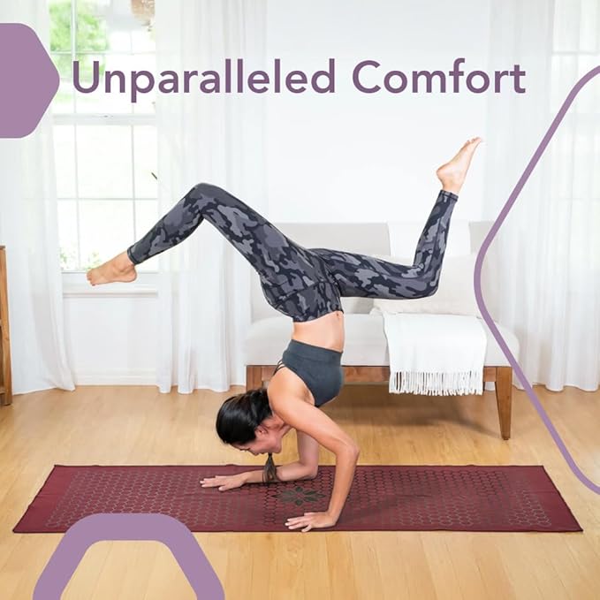 Clever Yoga Non-Slip Hot Yoga Towel – Non-Slip Grip for Hot Yoga, Sweat Absorbent, Honeycomb Silicone Grip, Stays Flat – Ideal for Pilates, Travel, Washable & Lightweight - Burgundy