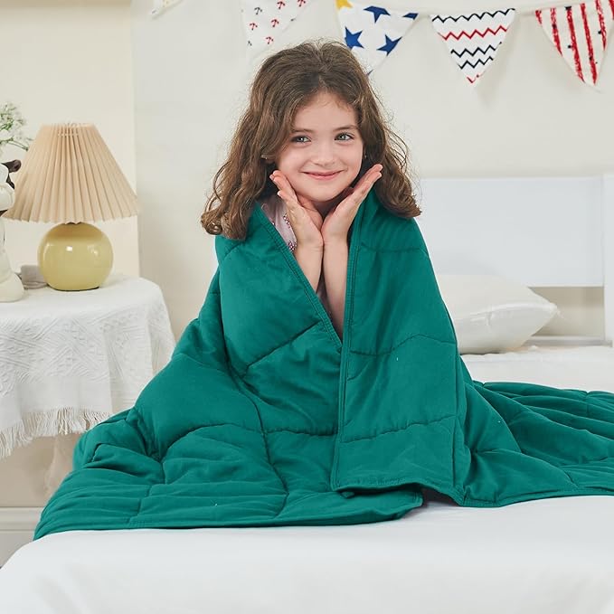 yescool Weighted Blanket (7 lbs, 41" x 60", Dark Green) Cooling Heavy Blanket for Sleeping Perfect for 60-90 lbs, Breathable Blanket with Premium Glass Bead, Machine Washable