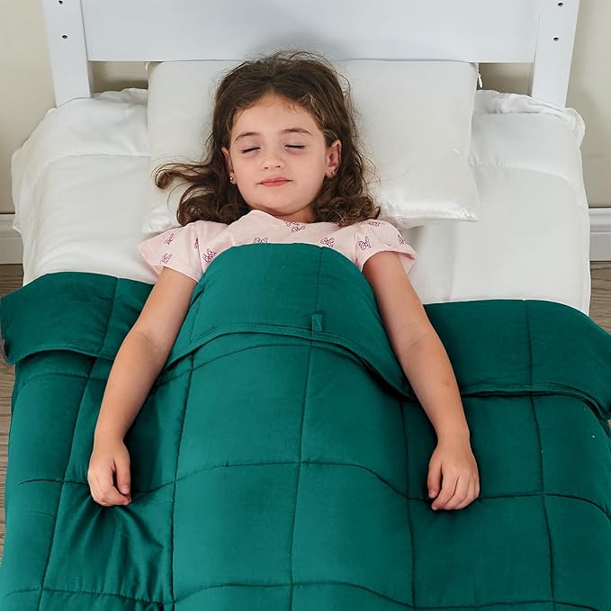 yescool Weighted Blanket (7 lbs, 41" x 60", Dark Green) Cooling Heavy Blanket for Sleeping Perfect for 60-90 lbs, Breathable Blanket with Premium Glass Bead, Machine Washable