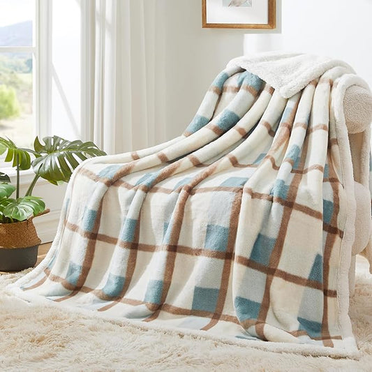PU MEI Super Soft Faux Rabbit Fur Sherpa Fleece Throw Blanket, Reversible Luxury Cozy Cute Furry Blanket, Plush Warm Shaggy Fluffy Checkered Blankets for Sofa Couch Bed (Green-Plaid, 60" x 80")