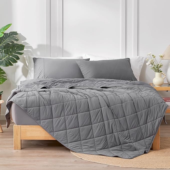 Cozy Bliss Cooling Blanket for Hot Sleepers, Q-Max 0.4 Cooling Comfort King Size, Cold Blankets for Night Sweats Sleeping, Ultra-Cool Lightweight Breathable Summer Blanket for Bed