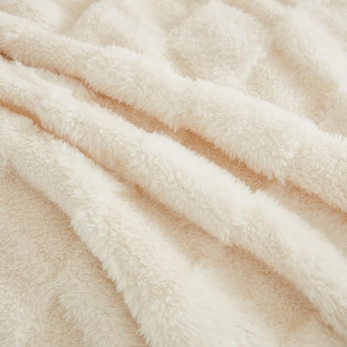 PU MEI Luxury Faux Fur Rabbit Fur Throw Blanket White 90"x80",Plush Reversible Sherpa Blankets,Queen Fuzzy Elegant Blanket Thick Throws for Bed,Washable Bedding Accent Blankets for Sofa Couch Chair