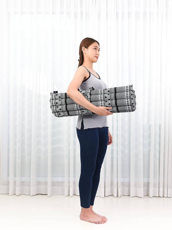 Leewadee Zabuton Seating Cushion – Square Floor Seat for Meditation Exercises, Light Yoga Mat Filled with Kapok