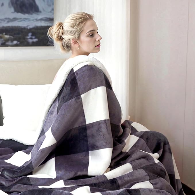PU MEI Sherpa Blanket Fleece Throw Blanket Full Queen Plaid Thick Bed Blanket, Soft Warm Cozy Dark Grey Checkered Throw Blanket 80"*90"