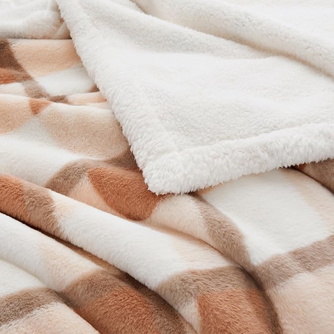 PU MEI Super Soft Faux Rabbit Fur Sherpa Fleece Throw Blanket, Reversible Luxury Cozy Cute Furry Blanket, Plush Warm Shaggy Fluffy Checkered Blankets for Sofa Couch Bed (Beige-Plaid, 80" x 90")