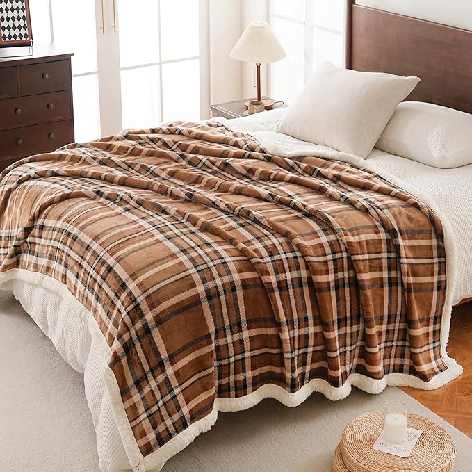 PU MEI Sherpa Fleece Throw Blanket 80" x 90" Reversible Plush Fluffy Large Big Blanket Lattice Flannel Blankets for All Season Use, Mocha Brown