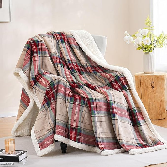 PU MEI Sherpa Fleece Throw Blanket 60" x 80" Reversible Plush Fluffy Large Big Blanket Lattice Flannel Blankets for All Season Use, Chrismas Red