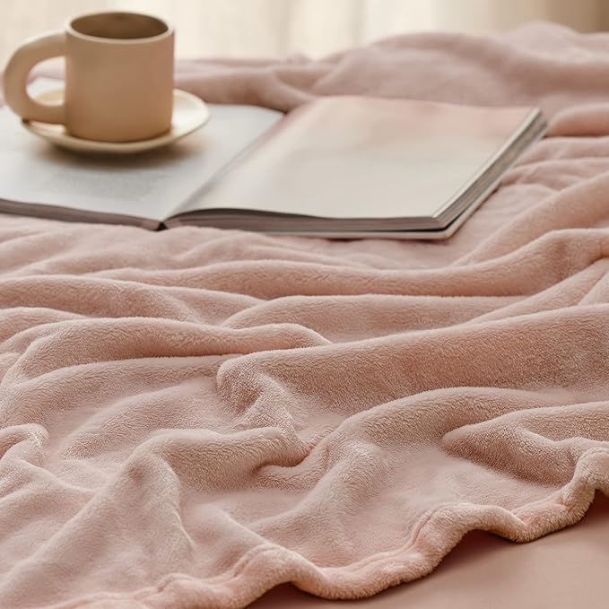 Bedsure Fleece Blankets King Size Dusty Pink - Bed Blanket Soft Lightweight Plush Cozy Fuzzy Luxury Microfiber, 108x90 inches