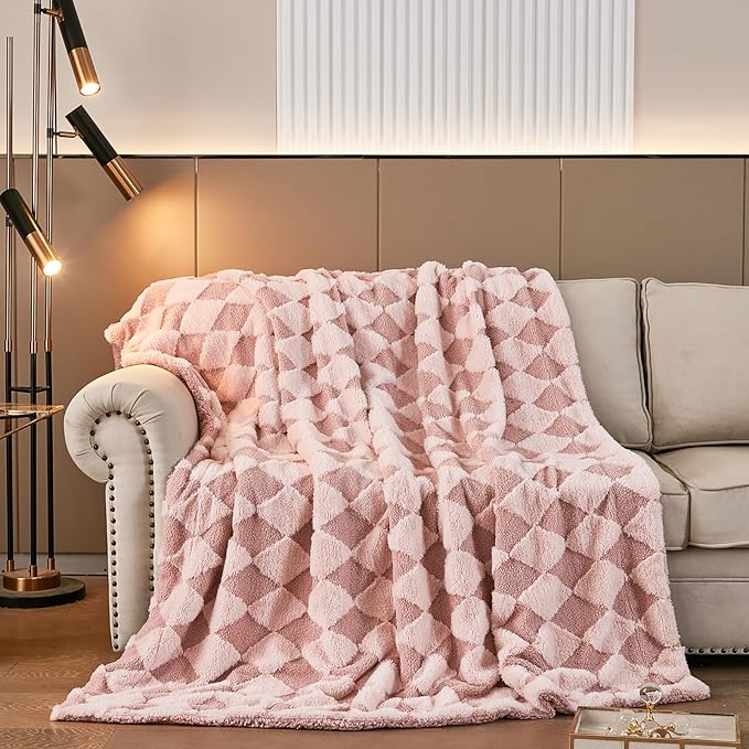 PU MEI Luxury Faux Fur Rabbit Fur Throw Blanket Pink 90"x80",Plush Reversible Sherpa Blankets,Queen Fuzzy Elegant Blanket Thick Throws for Bed,Washable Bedding Accent Blankets for Sofa Couch Chair