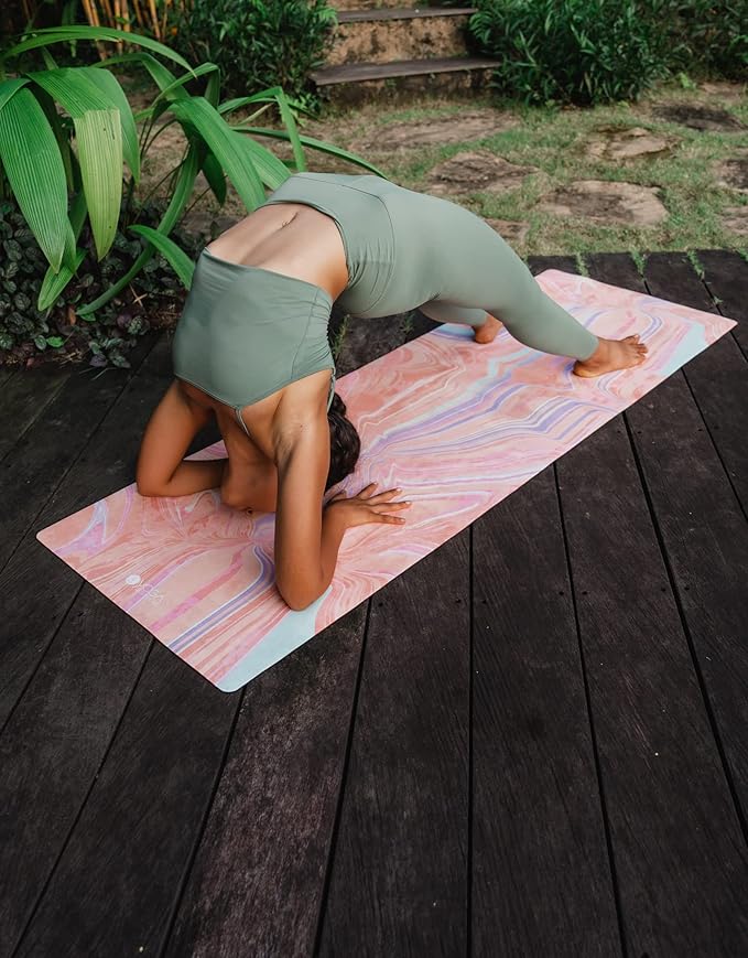 YOGA DESIGN LAB | The Combo Yoga Mat | 2-in-1 Mat+Towel | Eco Luxury | Ideal for Hot Yoga, Power, Bikram, Ashtanga, Sweat | Studio Quality | Includes Carrying Strap!