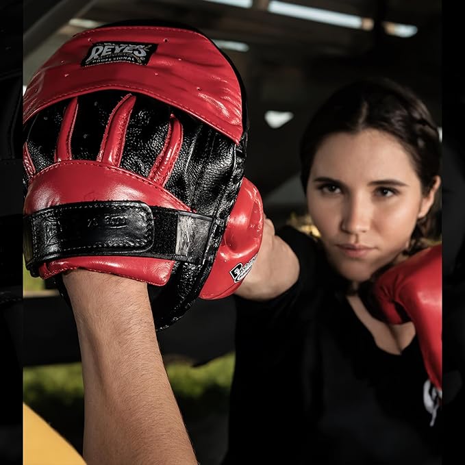 CLETO REYES Boxing Punching Mitts, Focus Sparring Striking Training Punch Pads, MMA, Kickboxing, Muay Thai, Leather