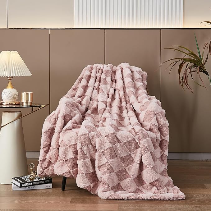 PU MEI Luxury Faux Fur Rabbit Fur Throw Blanket Pink 90"x80",Plush Reversible Sherpa Blankets,Queen Fuzzy Elegant Blanket Thick Throws for Bed,Washable Bedding Accent Blankets for Sofa Couch Chair
