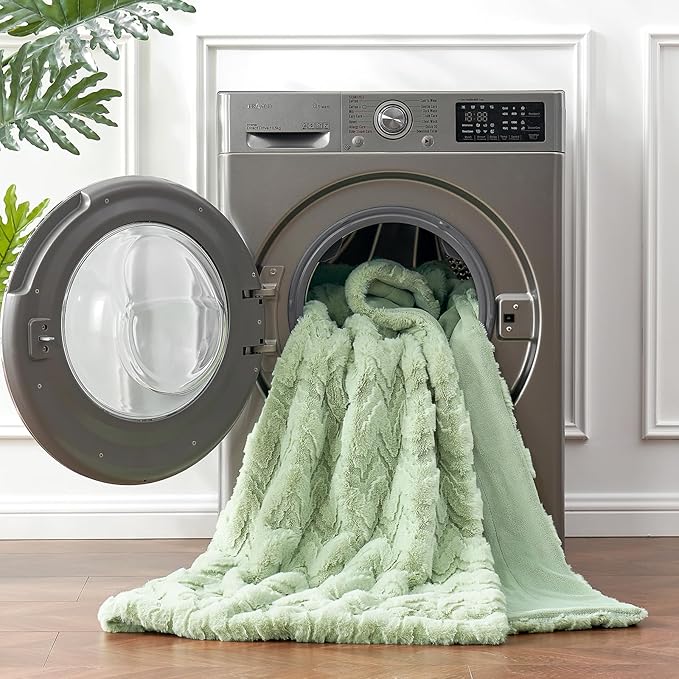 Cozy Bliss Faux Fur Throw Blanket for Couch - Soft Fuzzy Cozy Throw Gift Blankets for Women,Sage Green Boho Blanket for Sofa Bedroom Living Room.50 * 60 Inches