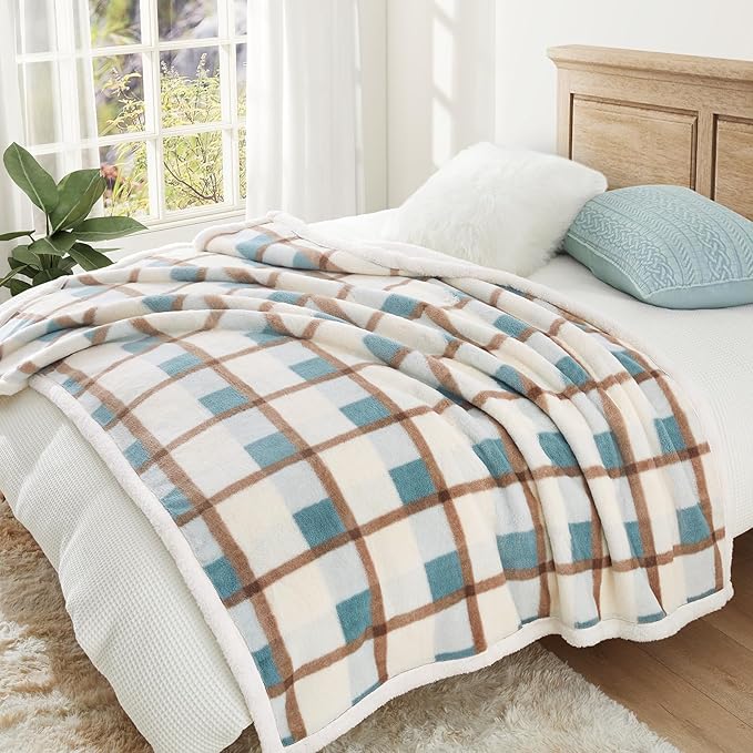 PU MEI Super Soft Faux Rabbit Fur Sherpa Fleece Throw Blanket, Reversible Luxury Cozy Cute Furry Blanket, Plush Warm Shaggy Fluffy Checkered Blankets for Sofa Couch Bed (Green-Plaid, 60" x 80")