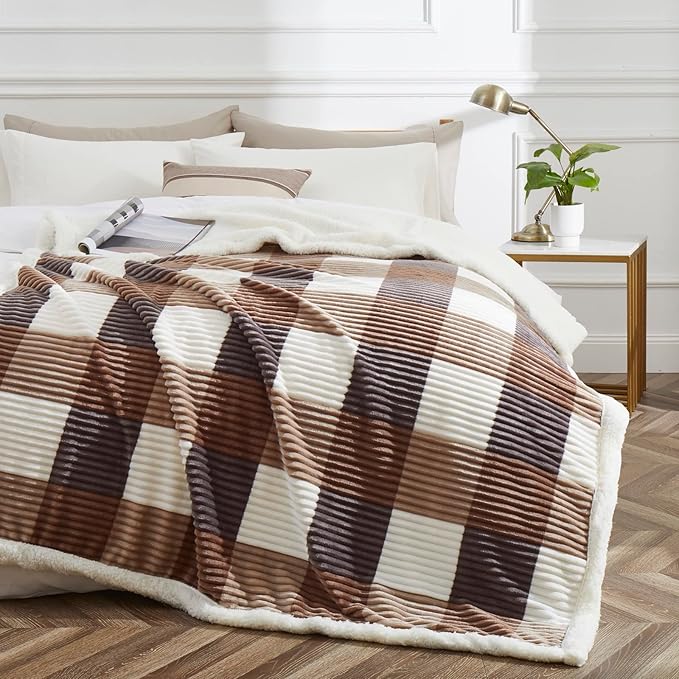 PU MEI Sherpa Blanket Twin Plaid Thick Bed Blanket, 60”*80” Super Soft Flannel Fuzzy Fleece Reversible Velvet Plush Warm Blanket for Couch (Beige Check, 60"*80")