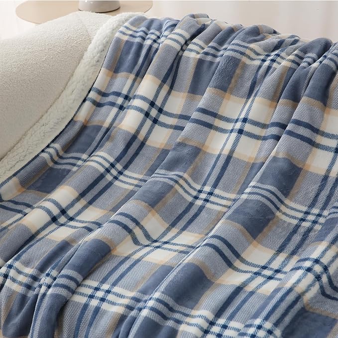 PU MEI Sherpa Blanket Twin Plaid Thick Bed Blanket, 60”*80” Super Soft Flannel Fuzzy Fleece Reversible Velvet Plush Warm Blanket for Couch (Blue White Check)