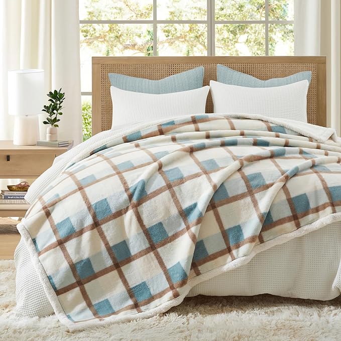 PU MEI Super Soft Faux Rabbit Fur Sherpa Fleece Throw Blanket, Reversible Luxury Cozy Cute Furry Blanket, Plush Warm Shaggy Fluffy Checkered Blankets for Sofa Couch Bed (Green-Plaid, 60" x 80")