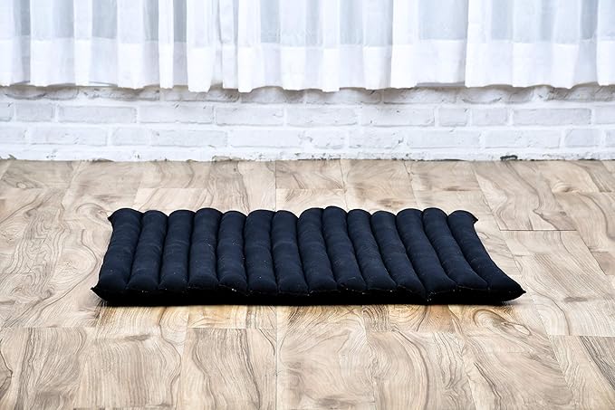 Leewadee Zabuton Seating Cushion – Square Floor Seat for Meditation Exercises, Light Yoga Mat Filled with Kapok