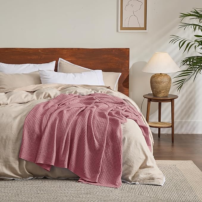 Bedsure 100% Cotton Large Throw Blanket for Couch 50x70 inches - Breathable and Soft, Waffle Weave Throw Blanket for Office, Dusty Rose