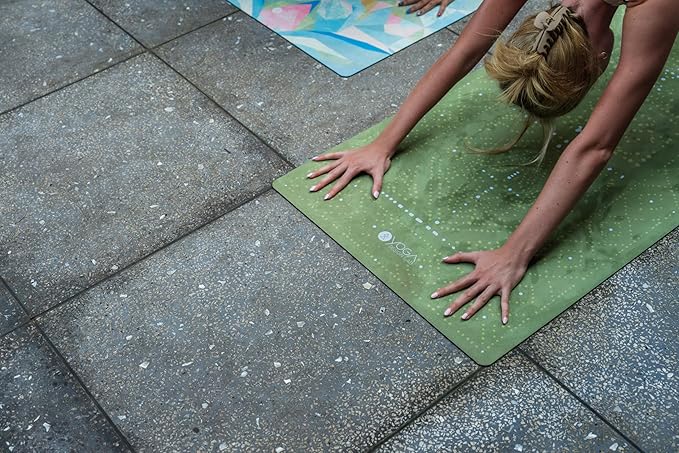 YOGA DESIGN LAB | The Combo Yoga Mat | 2-in-1 Mat+Towel | Eco Luxury | Ideal for Hot Yoga, Power, Bikram, Ashtanga, Sweat | Studio Quality | Includes Carrying Strap!