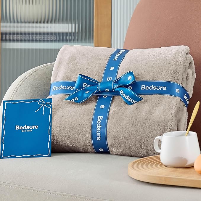 Bedsure Fleece Blankets Twin Size Oxford Tan - 300GSM Lightweight Plush Fuzzy Cozy Soft Blanket for Bed, Sofa, Couch, Travel, Camping, 60x80 inches